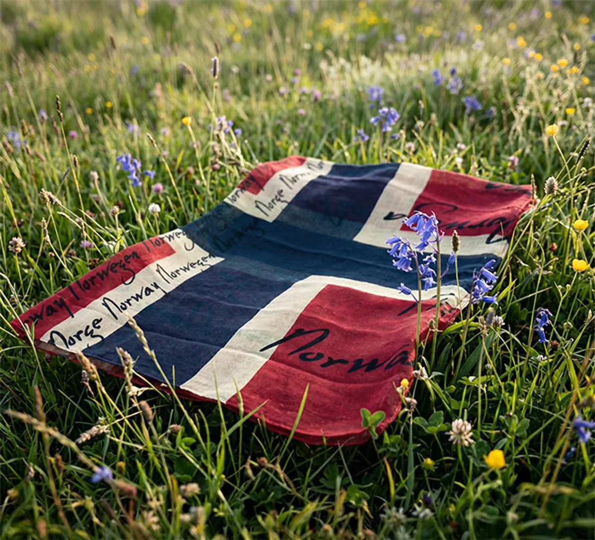 Skjerf med Norgesflagg